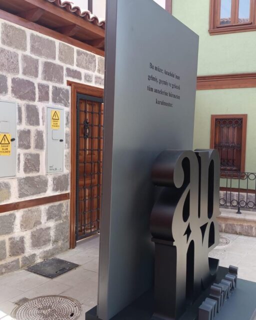 Pylon tabela… #totem #pilontabela #kutuharf #pleksi #alüminyumkompozit #monoreklam