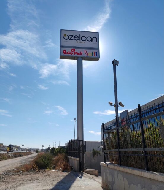 #totem #highrise #pylon #ışıklıtotem #germevinil #aluminyumkompozit #babymall #ankara #monoreklam #monosign