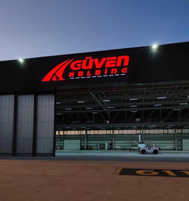 #alüminyumkutuharf #pleksiyüzey #pleksi #ledaydınlatma #cephereklamı #çatıreklamı #aluminyumcompozitkaplama #esenboğahavalimanı #ankara #monoreklam